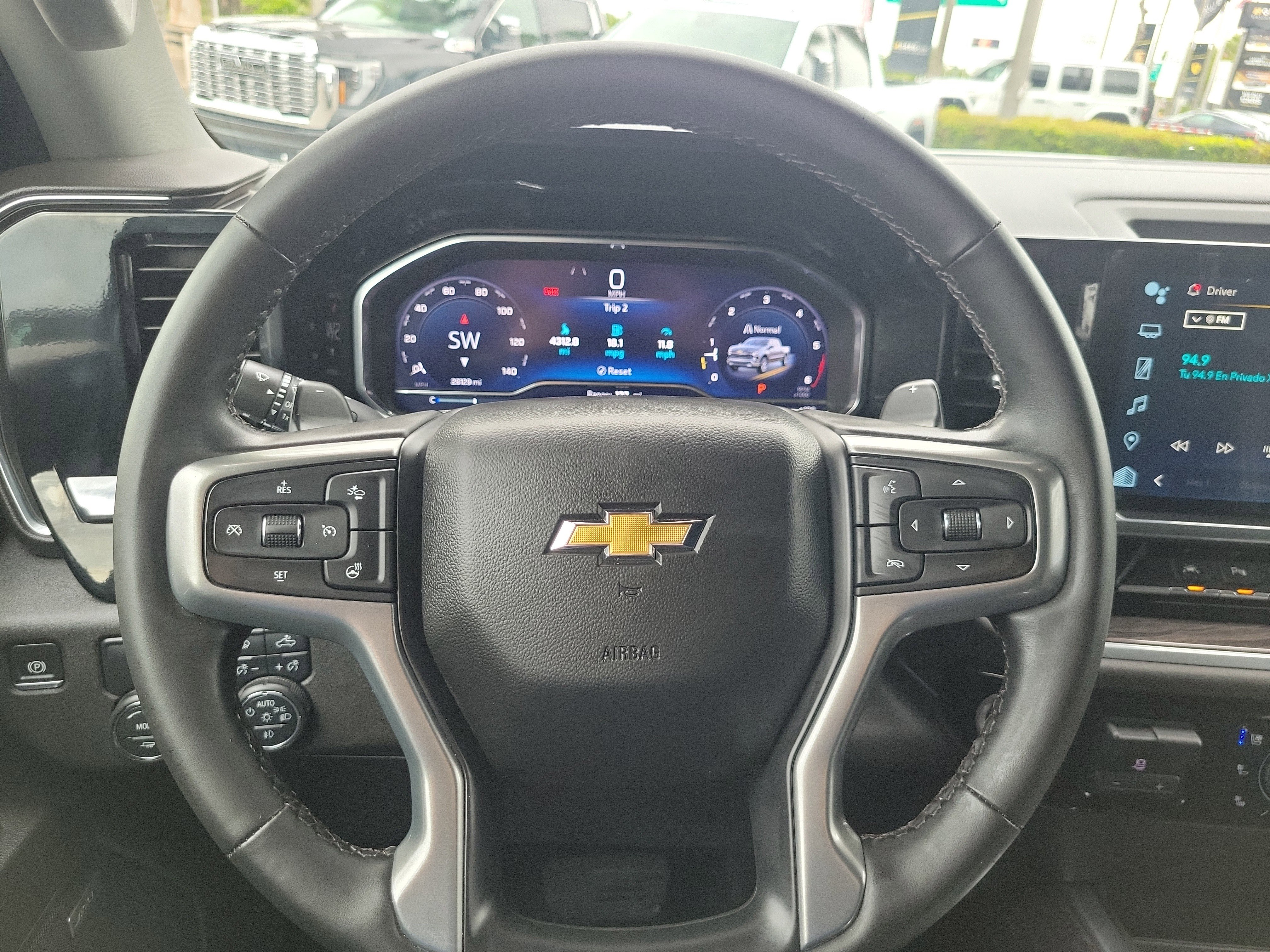Used 2024 Chevrolet Silverado 1500 LTZ image 17