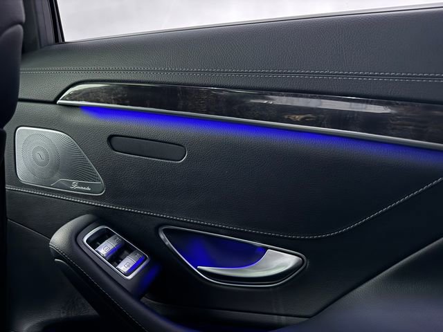 Used 2017 Mercedes-Benz S 550 Sedan image 41