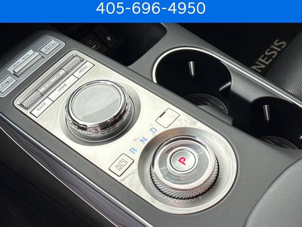 Used 2023 Genesis GV70 2.5T w/ Advanced Package AWD/4WD image 31