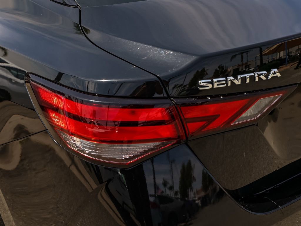 Used 2023 Nissan Sentra SV image 7
