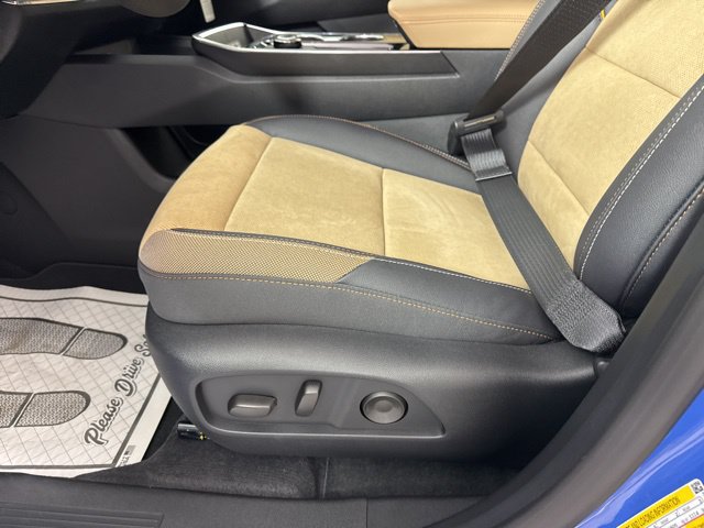 New 2026 Chevrolet Equinox ACTIV w/ Convenience Package III FWD image 28