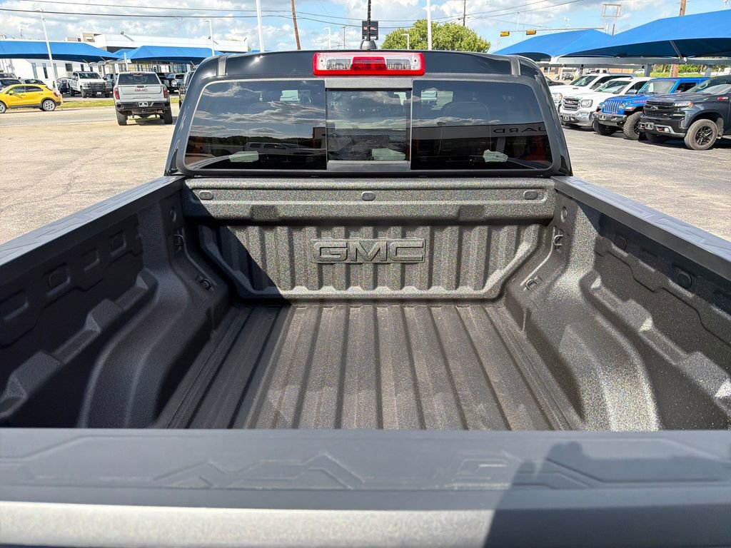 New 2026 GMC Canyon Denali AWD/4WD image 9