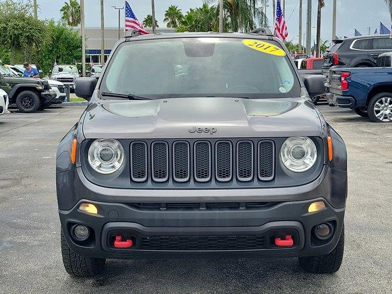 Certified 2017 Jeep Renegade Trailhawk AWD/4WD image 2