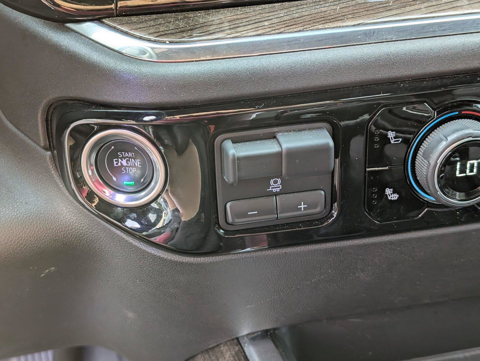 Used 2024 Chevrolet Silverado 1500 RST w/ Convenience Package II AWD/4WD image 25