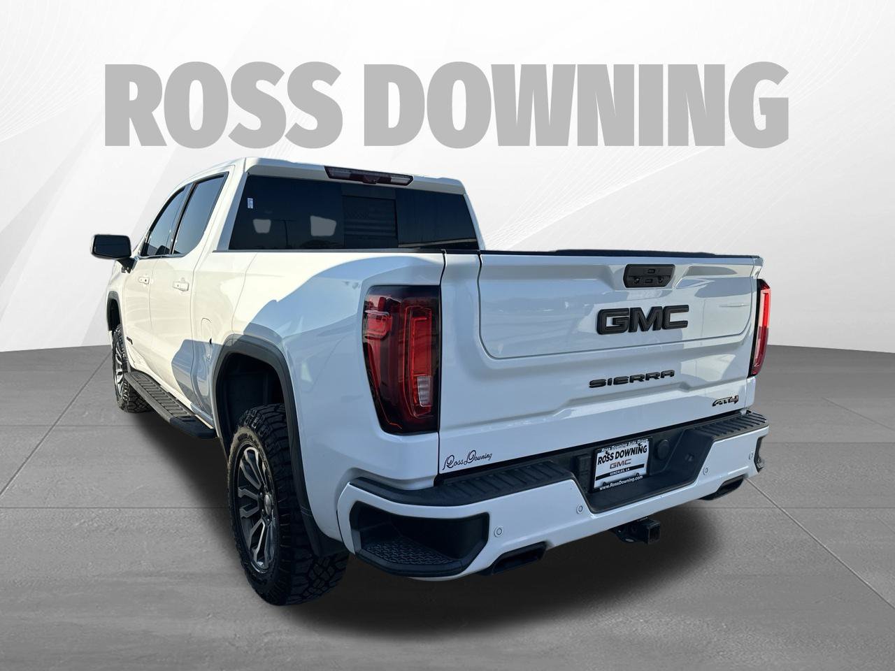 Used 2021 GMC Sierra 1500 AT4 w/ AT4 Premium Package AWD/4WD image 6