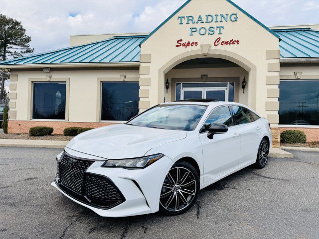 Used 2019 Toyota Avalon XSE w/ All Weather Liner Package image 27