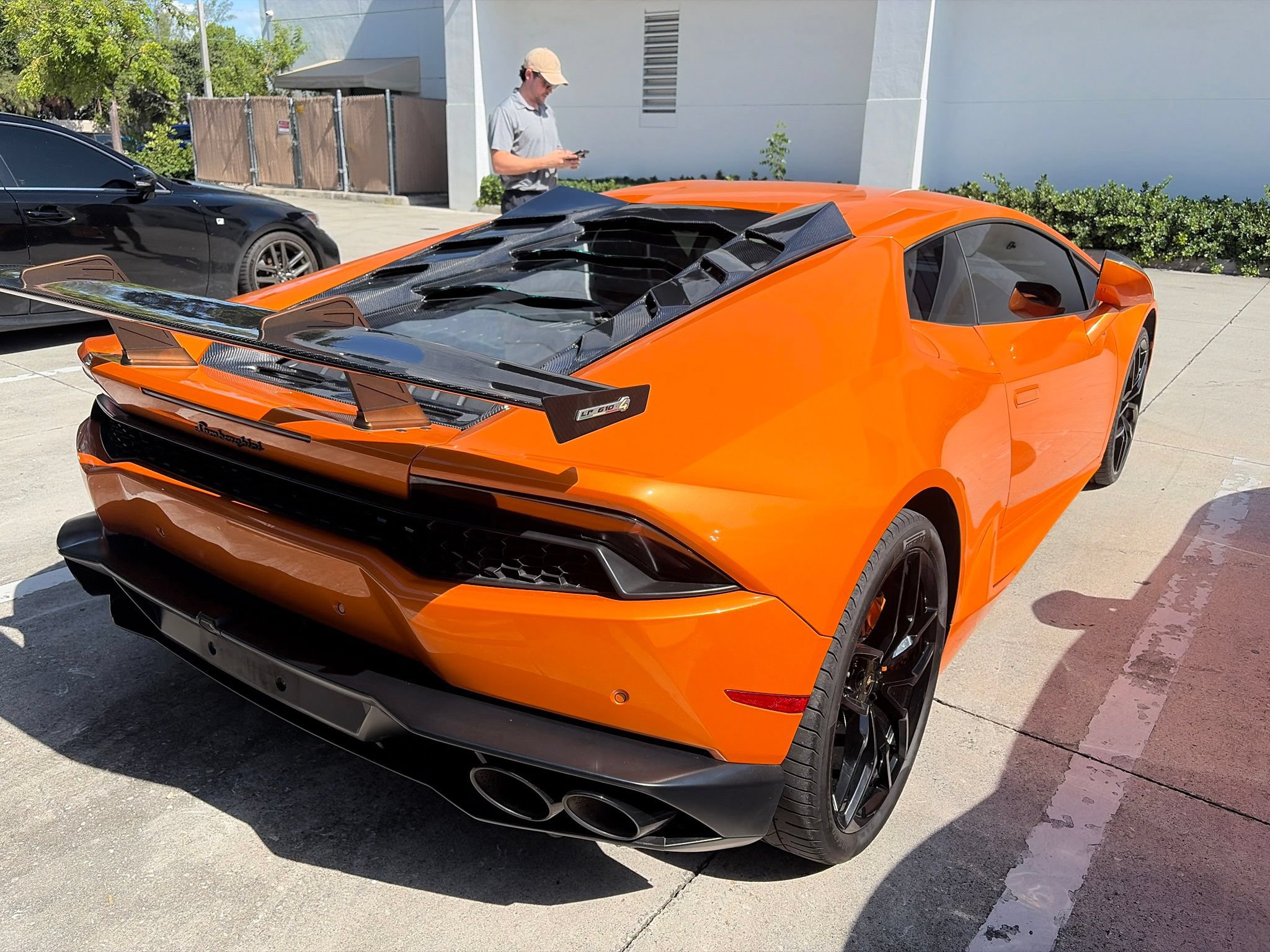 Used 2015 Lamborghini Huracan LP 610-4 AWD/4WD image 3