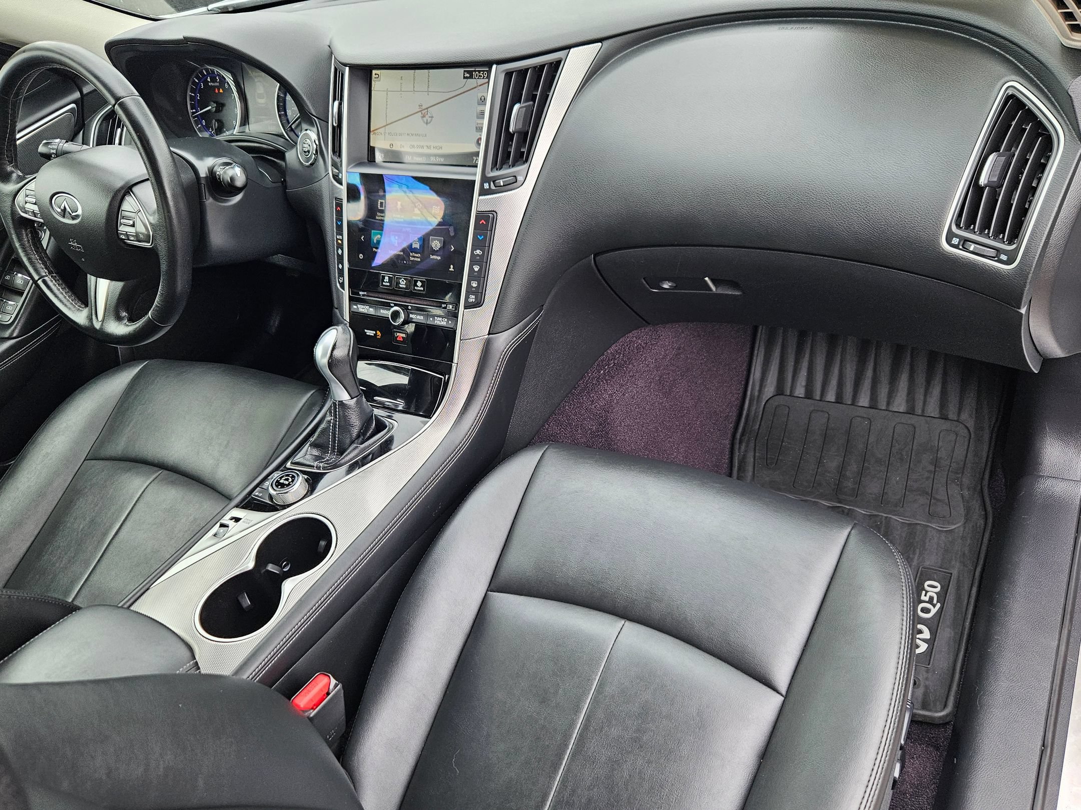 Used 2017 INFINITI Q50 Signature Edition w/ All Weather Package (L93) AWD/4WD image 30