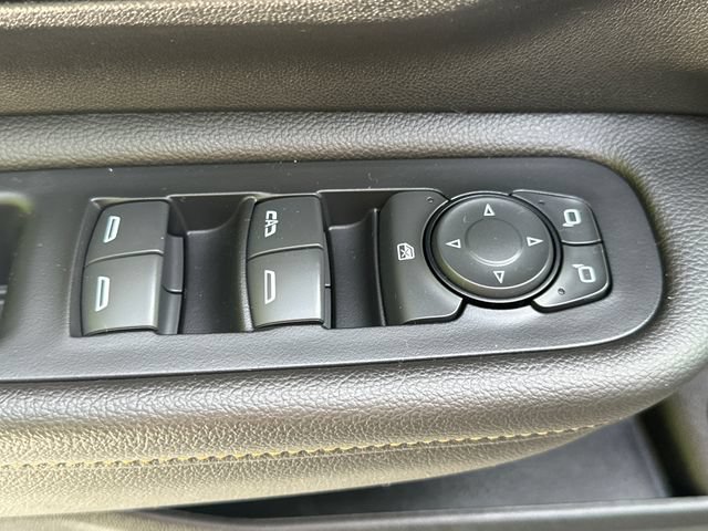Certified 2022 GMC Terrain AT4 w/ Infotainment Package II AWD/4WD image 28