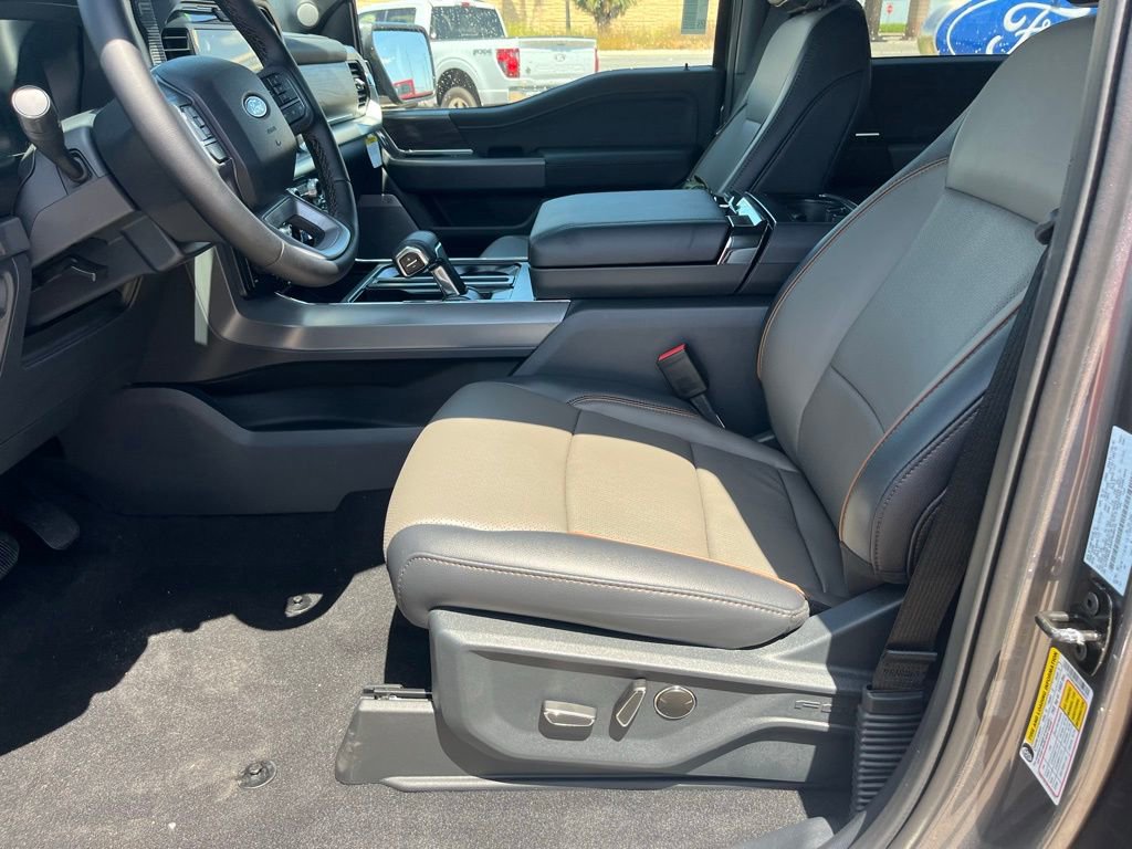 New 2025 Ford F150 Lariat w/ Equipment Group 502A High image 19