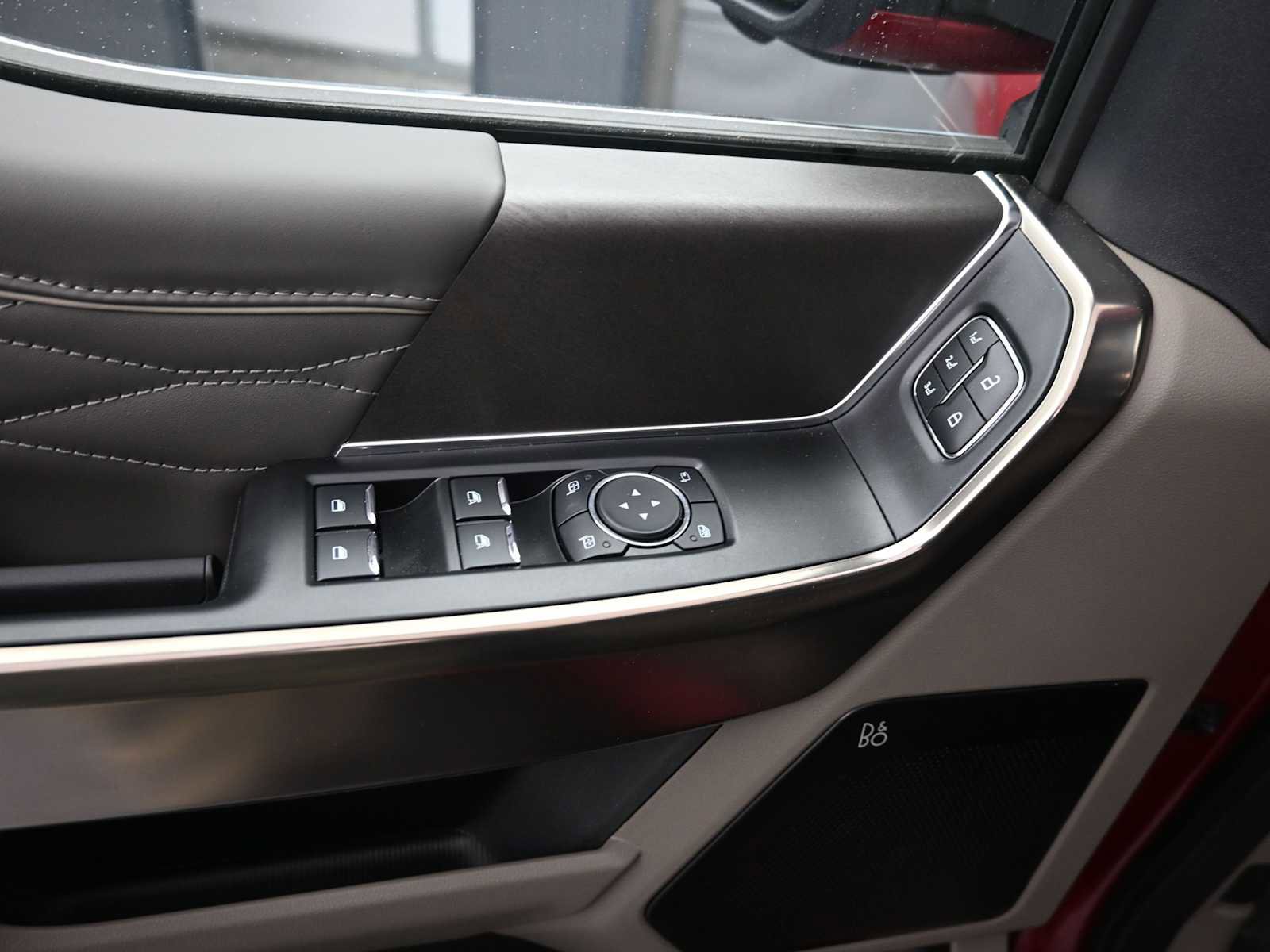 Used 2025 Ford F150 Platinum w/ Equipment Group 703A Plus image 18