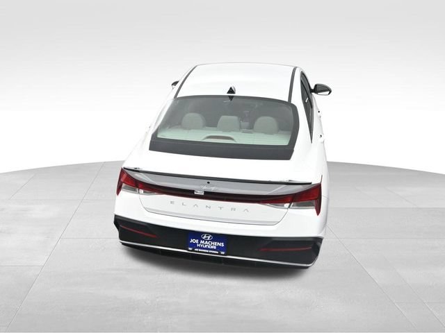 Certified 2026 Hyundai Elantra Sport FWD image 27