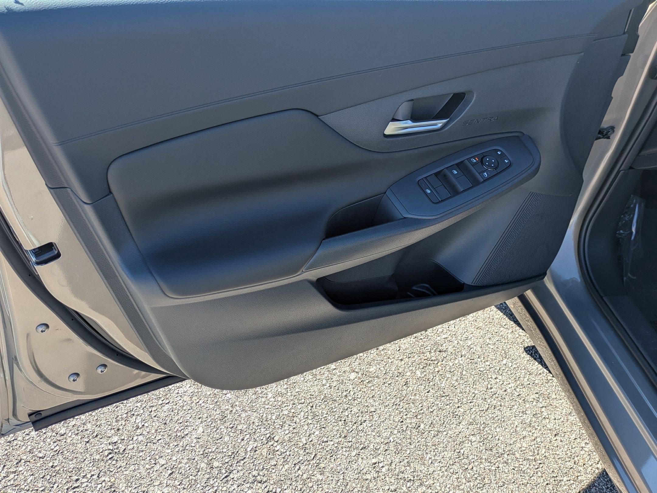 New 2026 Nissan Sentra SV w/ SV Convenience Package image 11