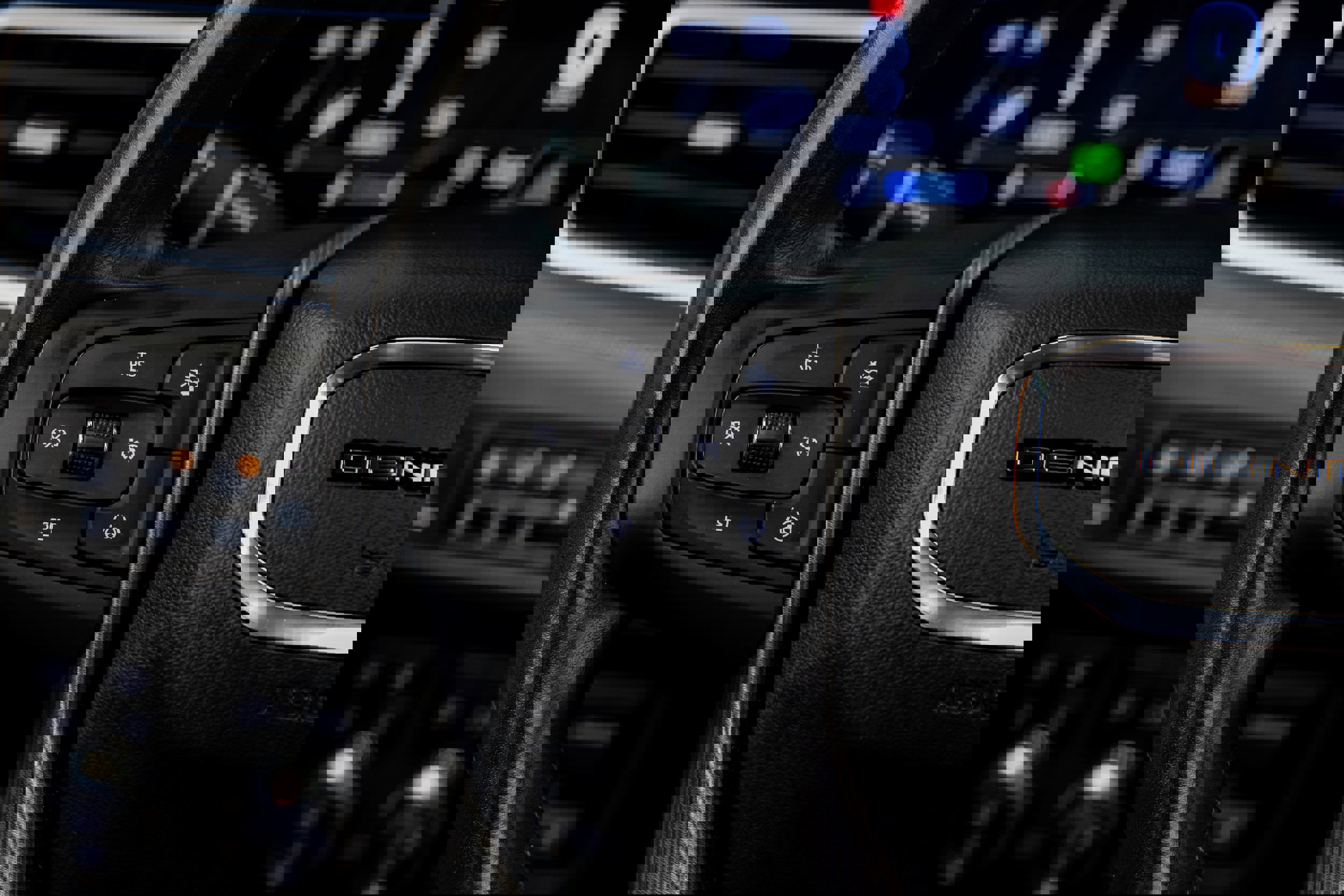 Used 2023 GMC Yukon XL Denali Ultimate image 44