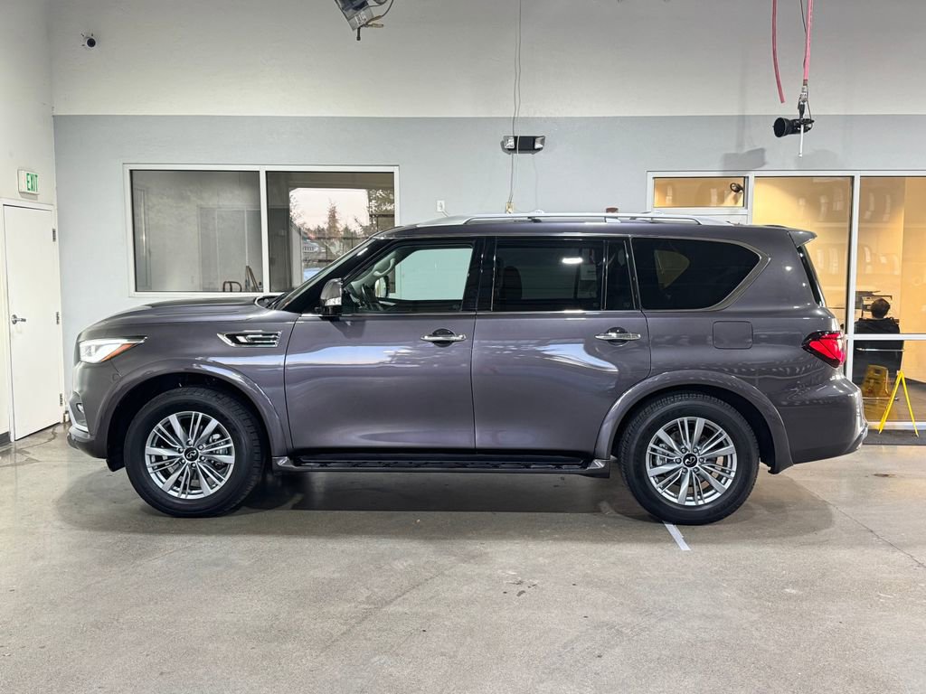 Used 2022 INFINITI QX80 Luxe w/ Cargo Package image 7