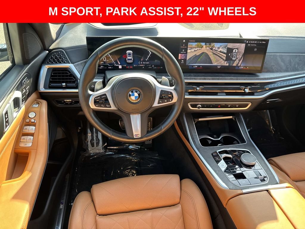 Used 2023 BMW X7 xDrive40i w/ M Sport Package AWD/4WD image 9