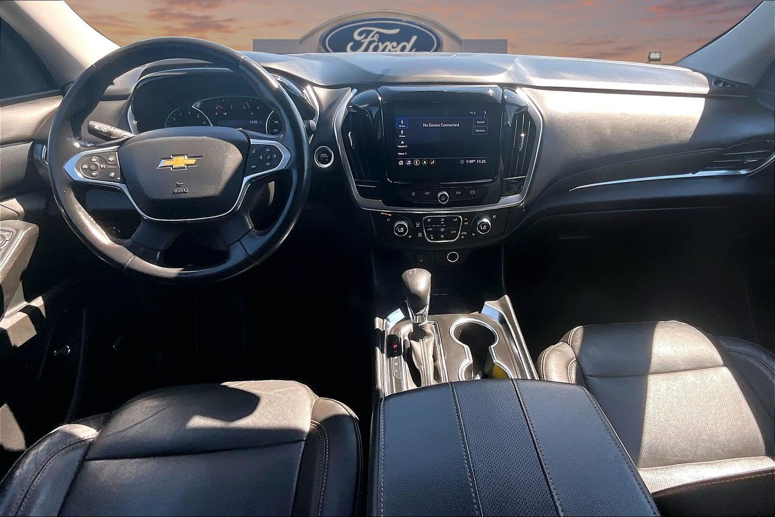 Used 2021 Chevrolet Traverse Premier w/ Redline Edition FWD image 16