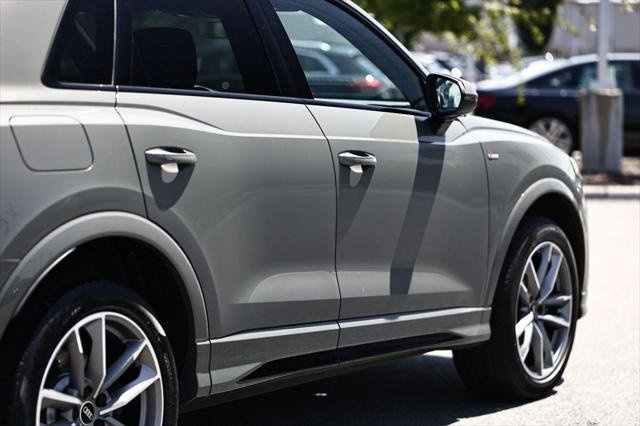 Certified 2023 Audi Q3 2.0T Premium w/ Black Optic Sport Package AWD/4WD image 8