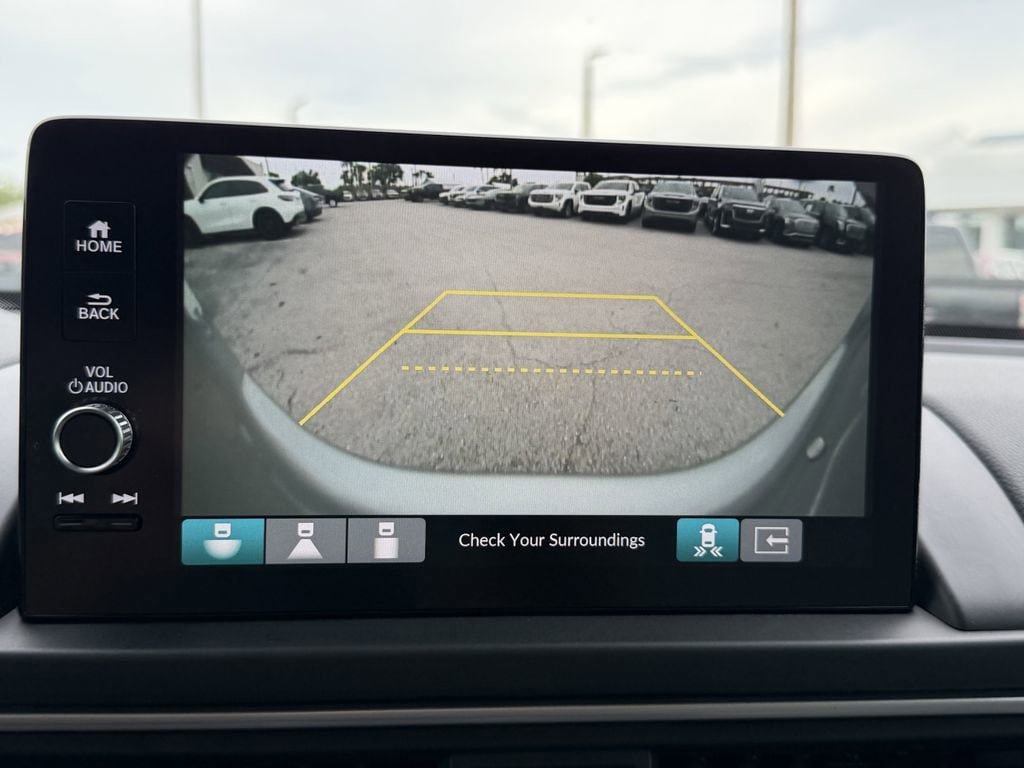 Used 2025 Honda Pilot EX-L image 23