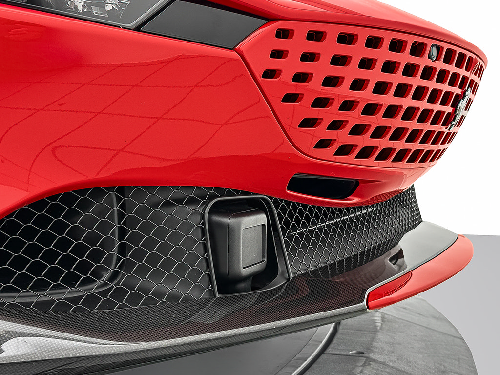 Certified 2026 Ferrari Roma Spider RWD image 25