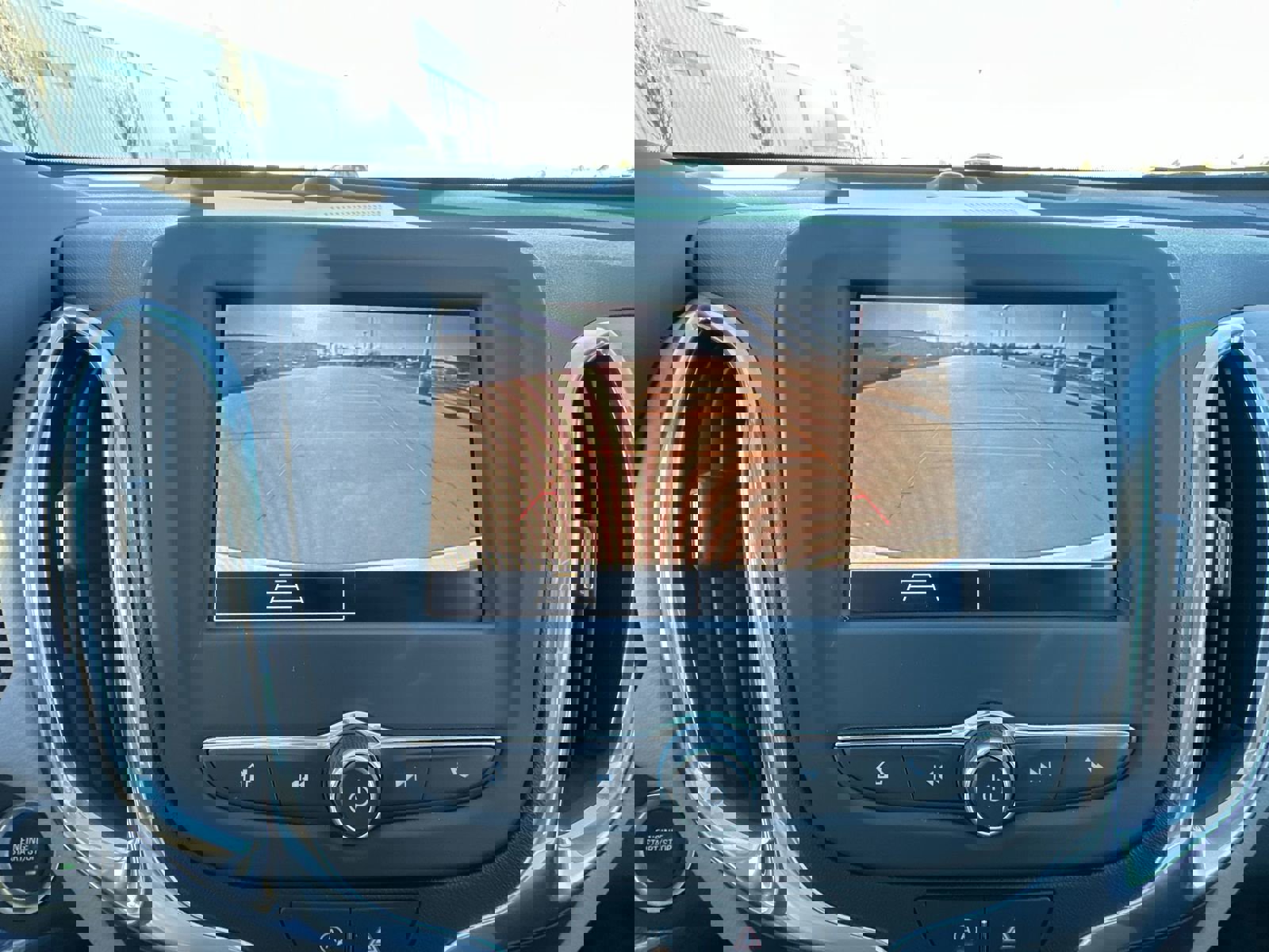 Used 2024 Chevrolet Equinox LS w/ LS Convenience Package FWD image 14