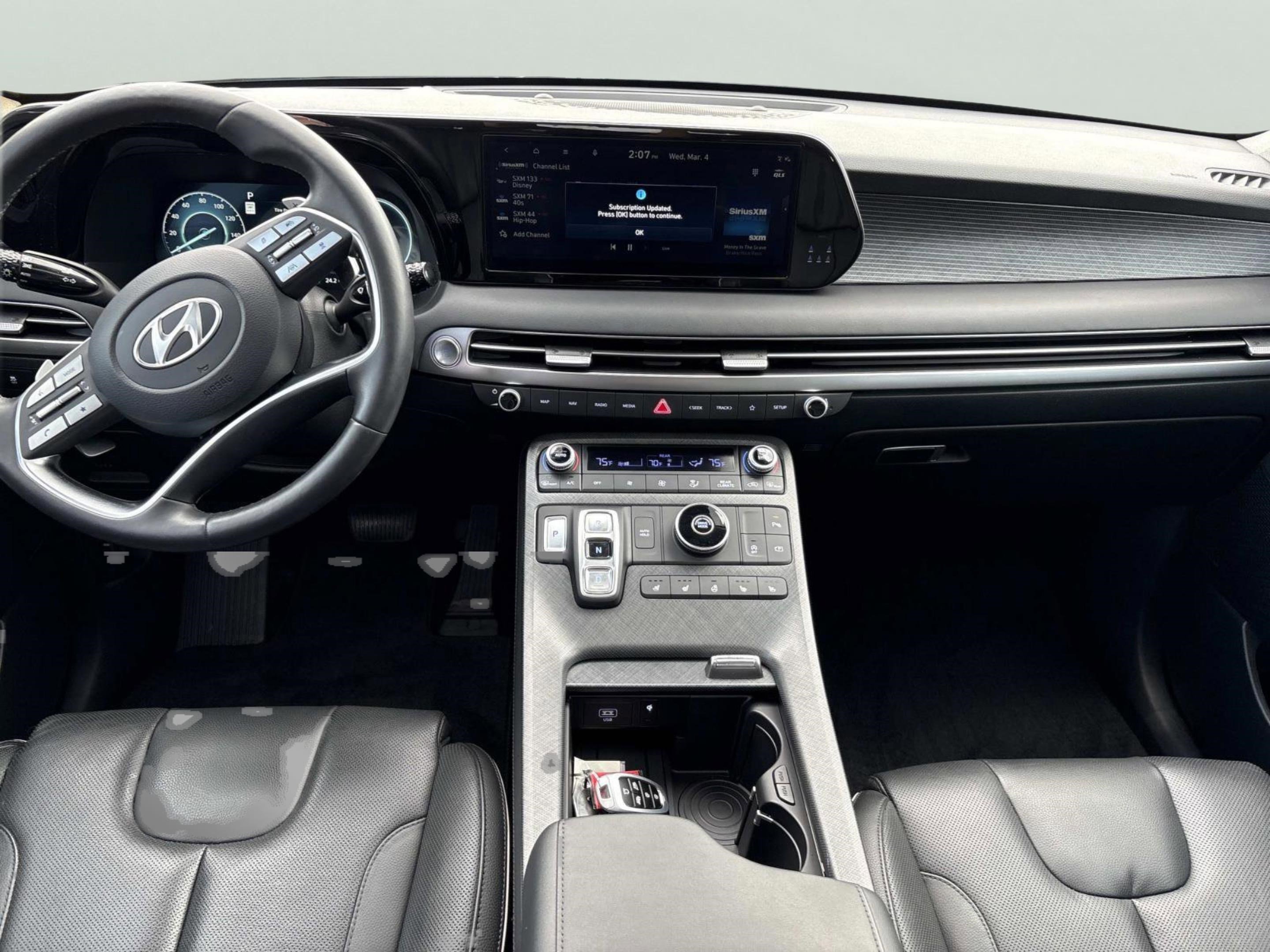 Used 2024 Hyundai Palisade Limited image 16