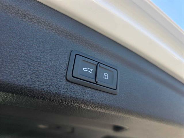 Used 2024 Audi Q3 2.0T Premium AWD/4WD image 15