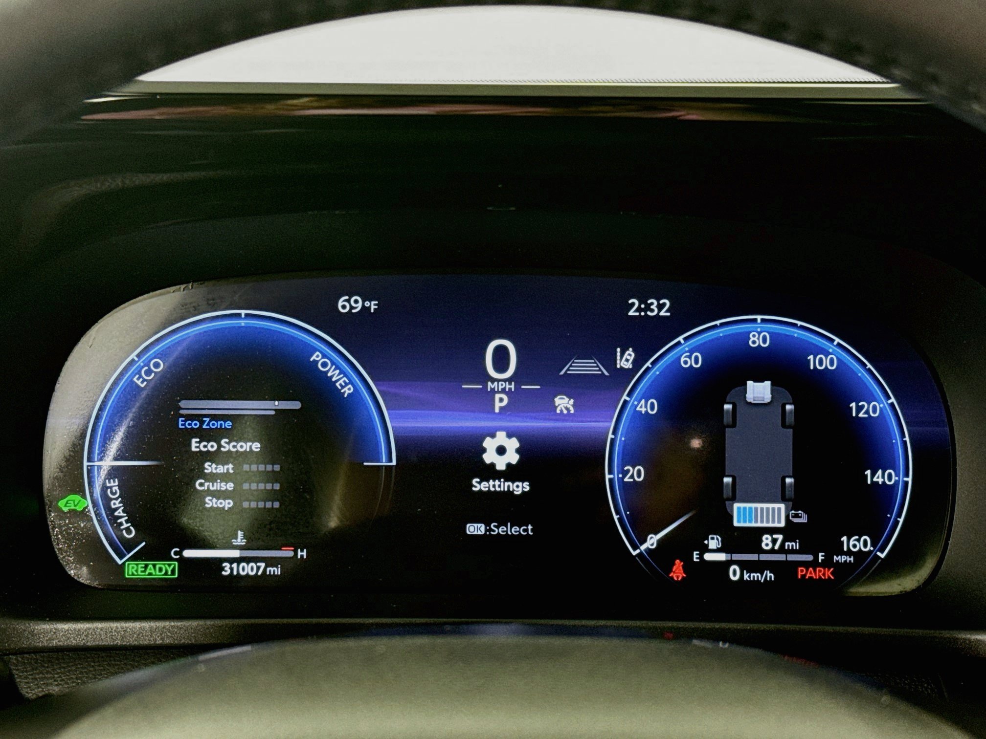 Certified 2023 Toyota Crown AWD/4WD image 14