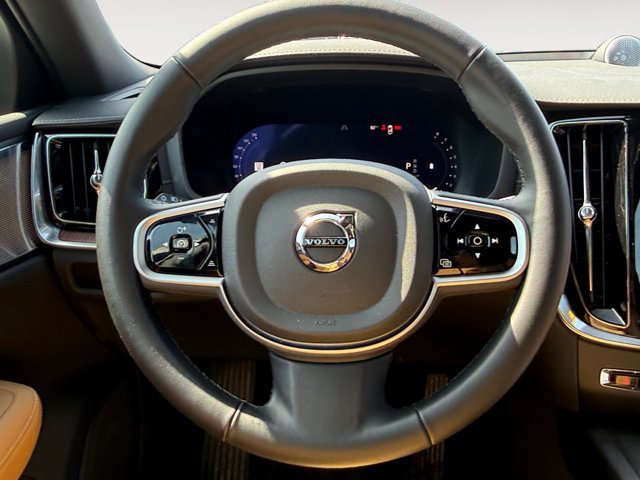 Used 2026 Volvo V60 B5 Cross Country Ultra w/ Climate Package AWD/4WD image 15
