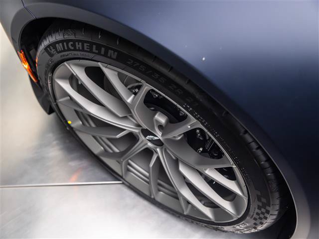 New 2026 Aston Martin V8 Vantage S RWD image 8