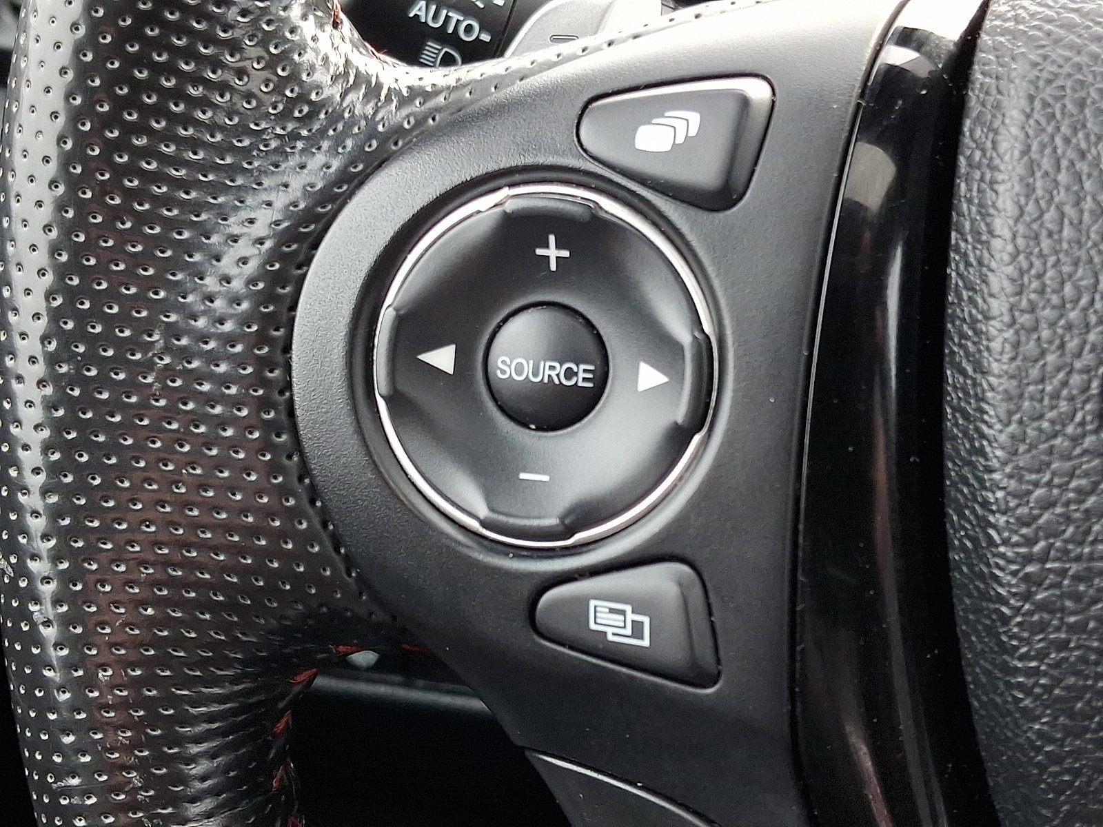 Used 2023 Honda Ridgeline Black Edition image 22