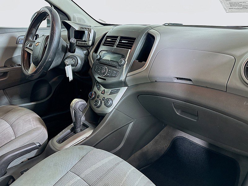 Used 2013 Chevrolet Sonic LT image 24