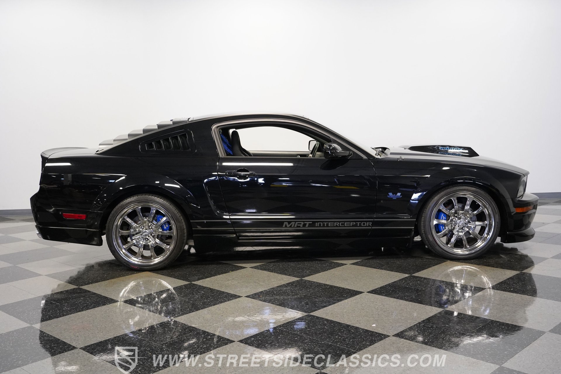 Used 2005 Ford Mustang GT RWD image 15