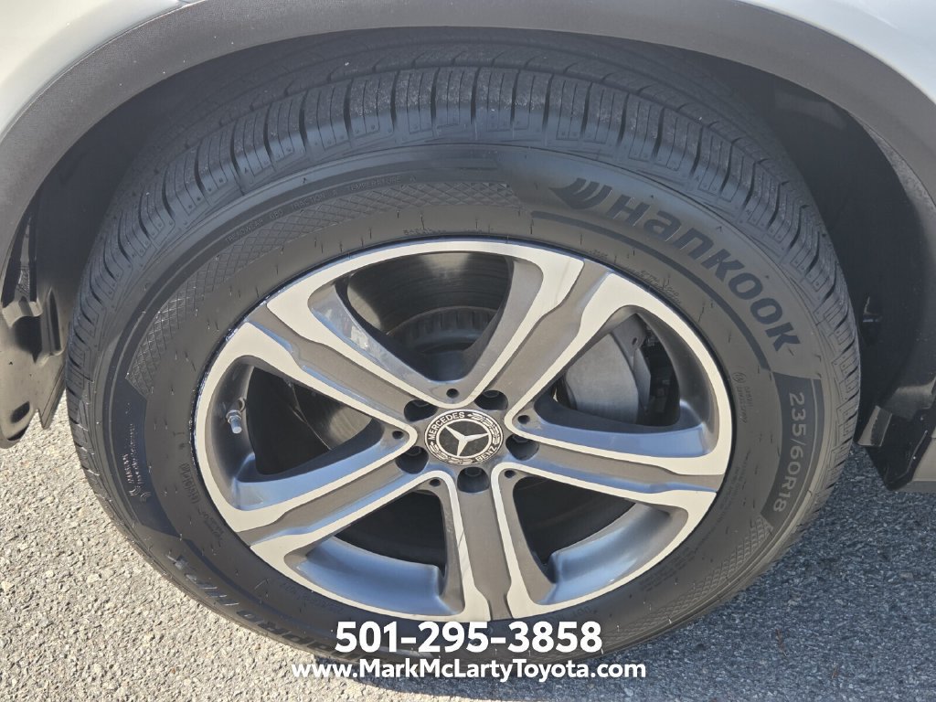 Used 2021 Mercedes-Benz GLC 300 4MATIC image 16