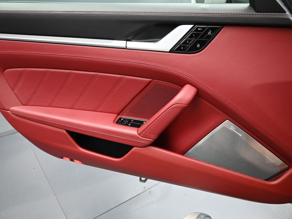 Certified 2021 Porsche 911 Turbo image 25