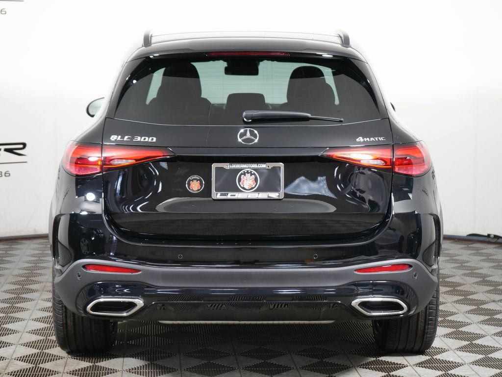 Certified 2026 Mercedes-Benz GLC 300 4MATIC image 4