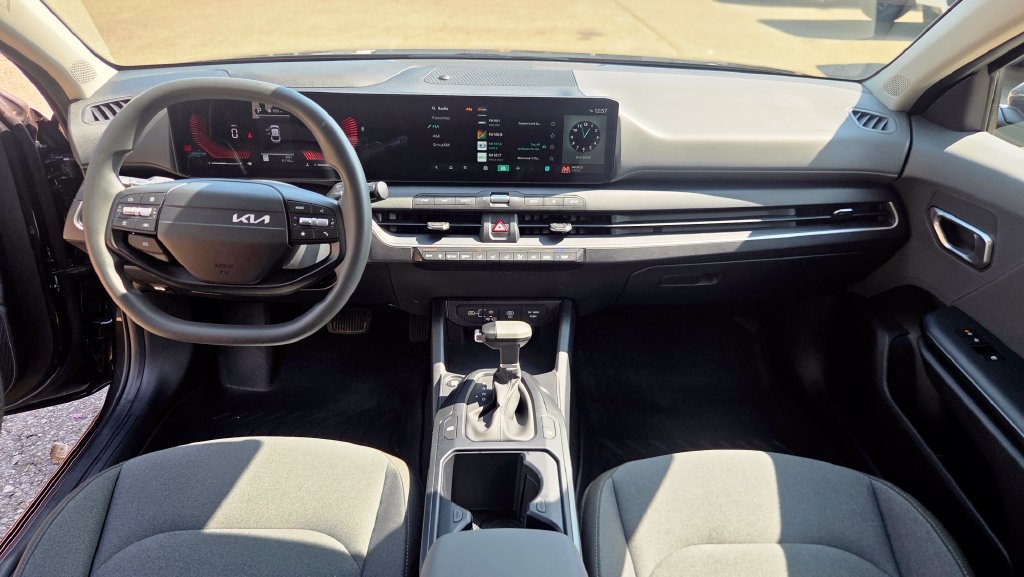 Used 2026 Kia K4 FWD image 27