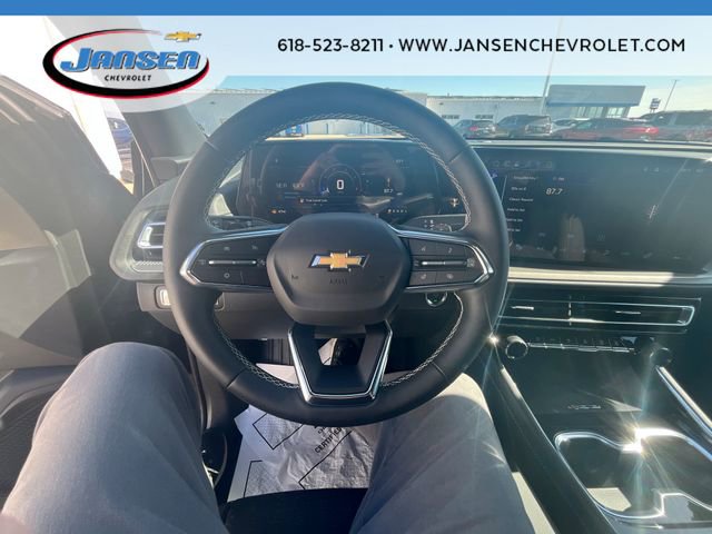New 2026 Chevrolet Traverse LT w/ Sun and Wheel Package FWD image 12