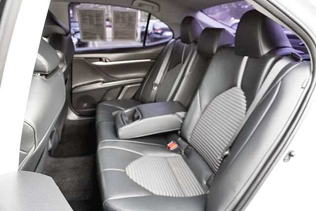 Used 2023 Toyota Camry SE FWD image 15