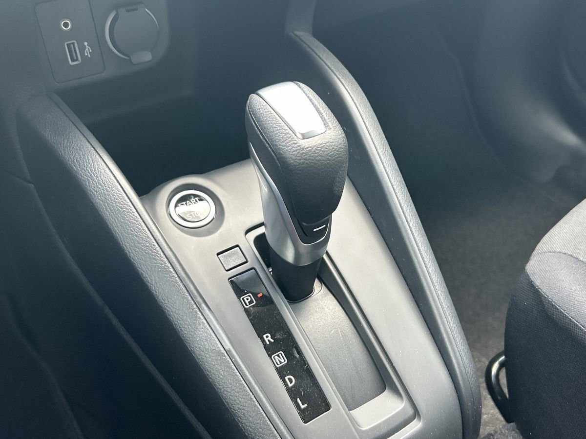 New 2025 Nissan Kicks Play S image 24