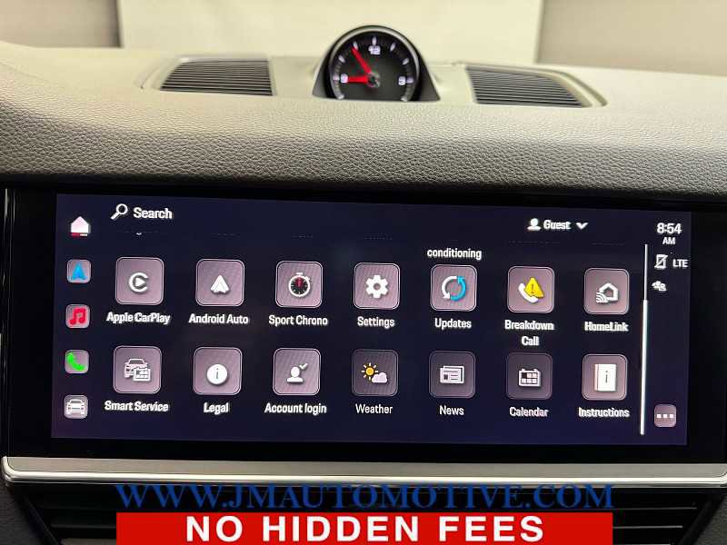 Used 2023 Porsche Cayenne Platinum Edition image 23