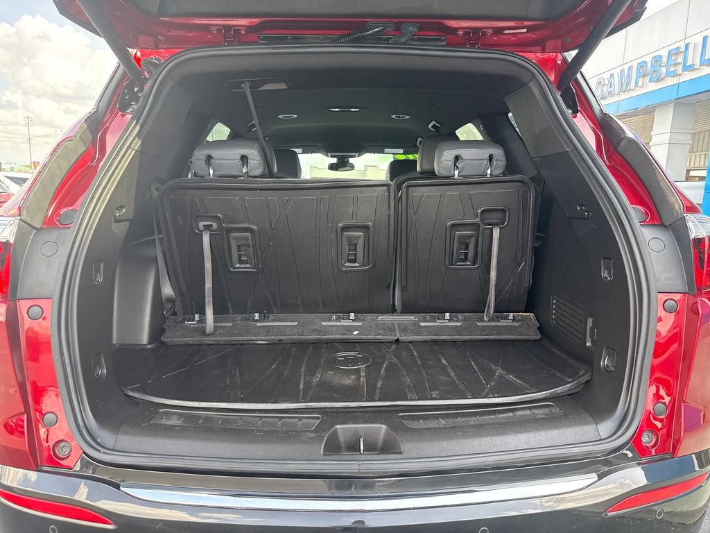 Used 2023 Buick Enclave Essence w/ LPO, Floor Liner Package AWD/4WD image 28