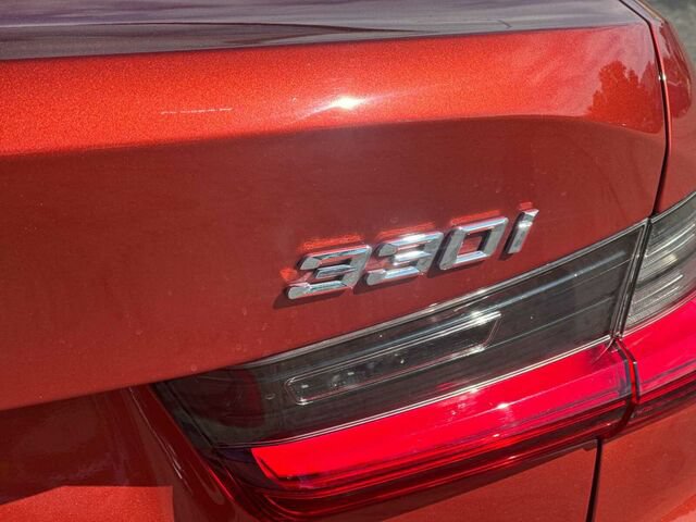 Used 2021 BMW 330i xDrive Sedan w/ M Sport Package AWD/4WD image 33
