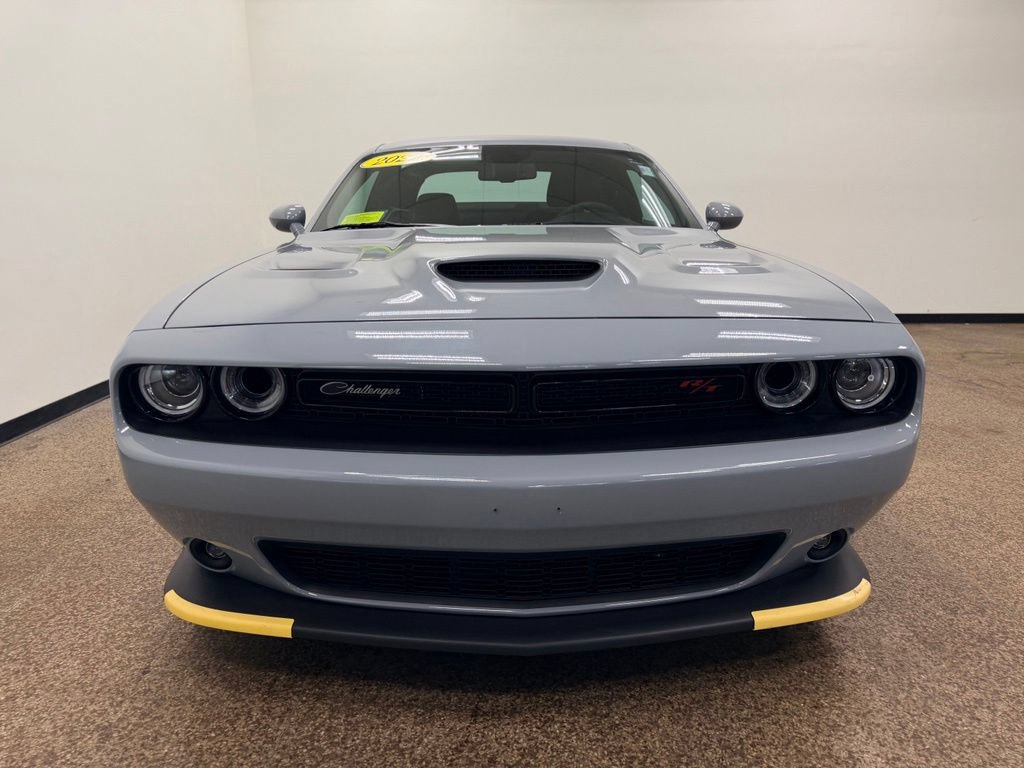 Used 2022 Dodge Challenger R/T Scat Pack RWD image 9
