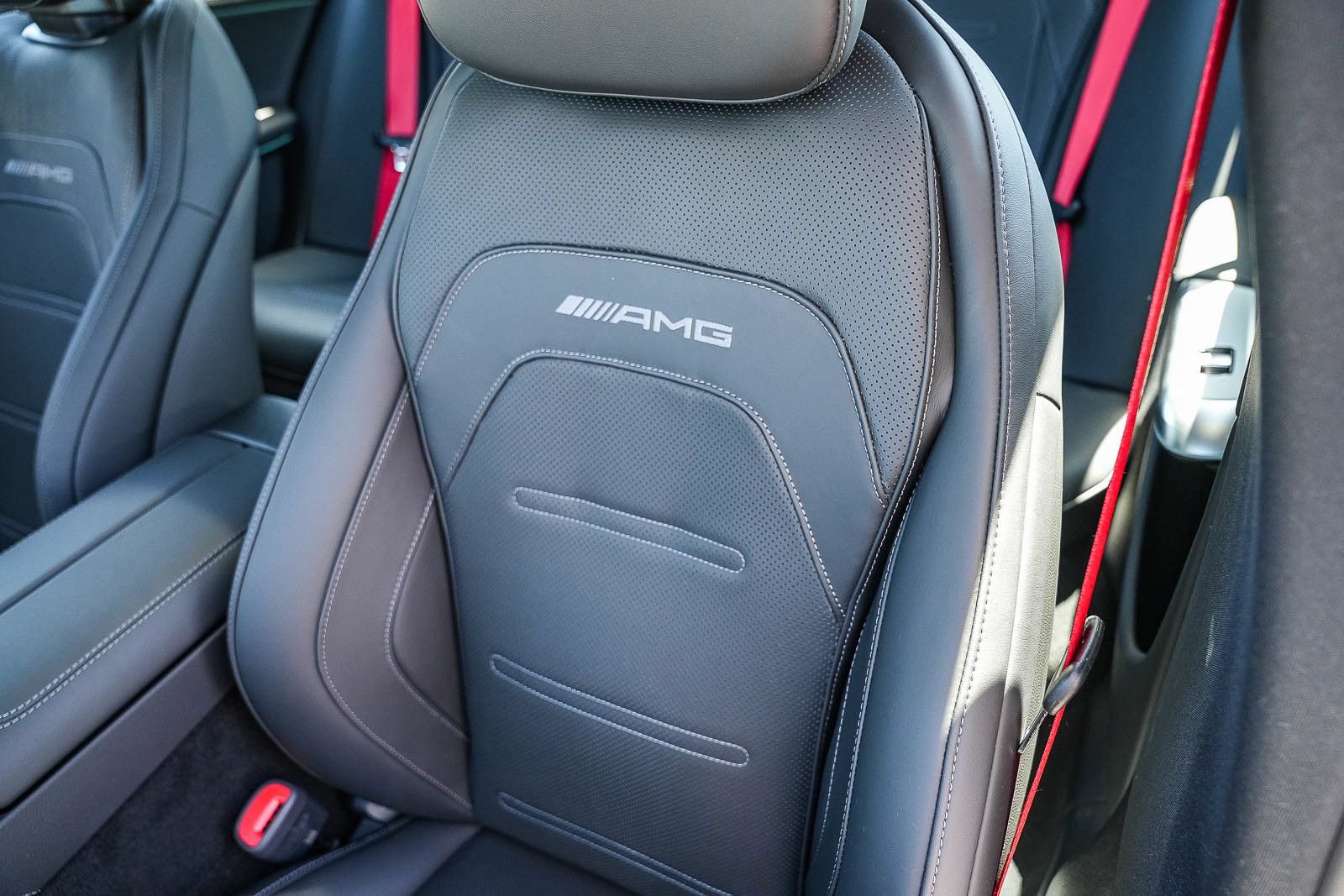 New 2026 Mercedes-Benz E 53 AMG e 4MATIC Sedan image 26