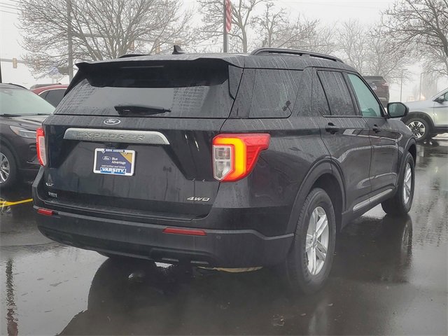 Certified 2023 Ford Explorer XLT image 4