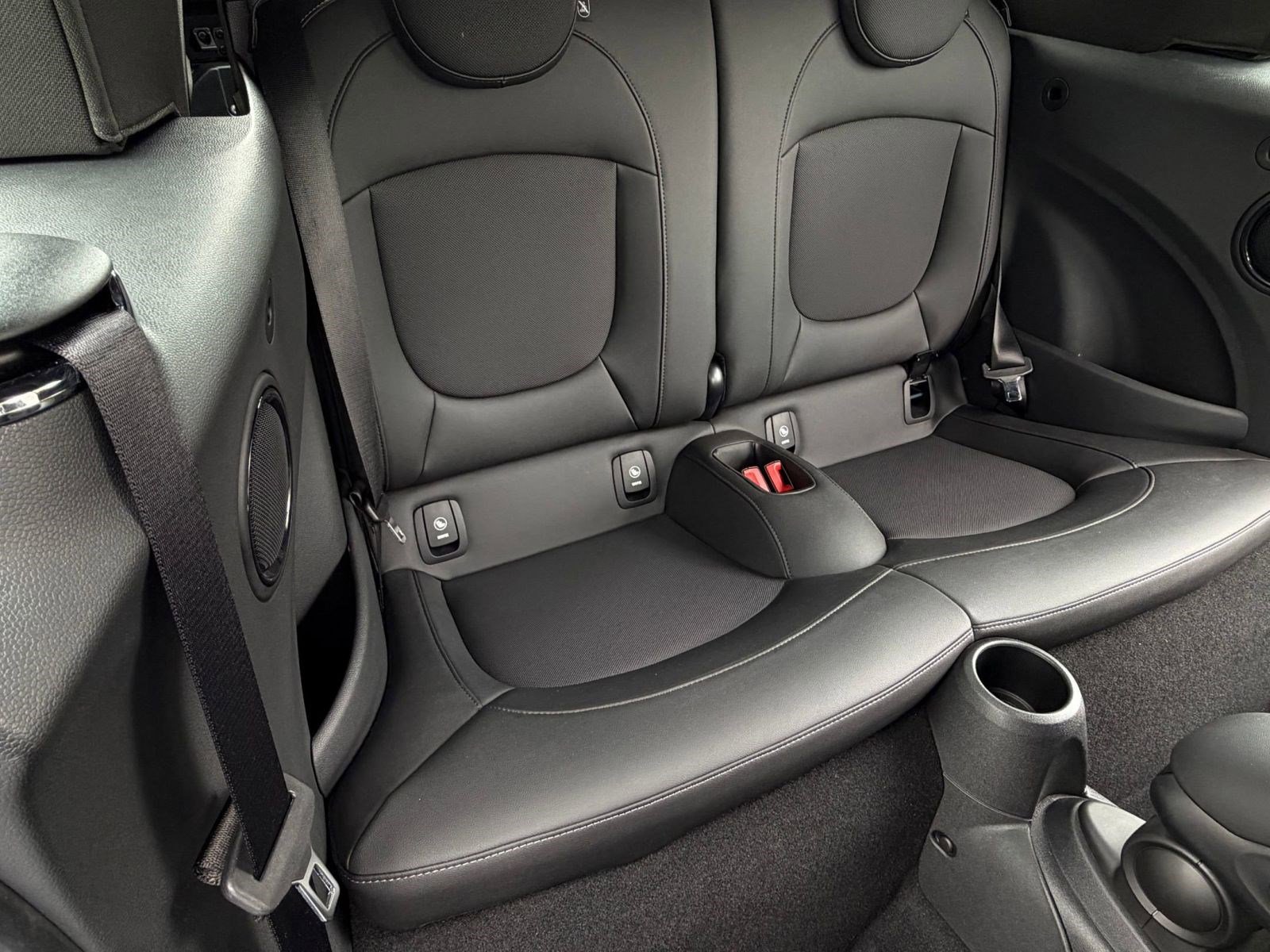 Used 2024 MINI Cooper S image 34