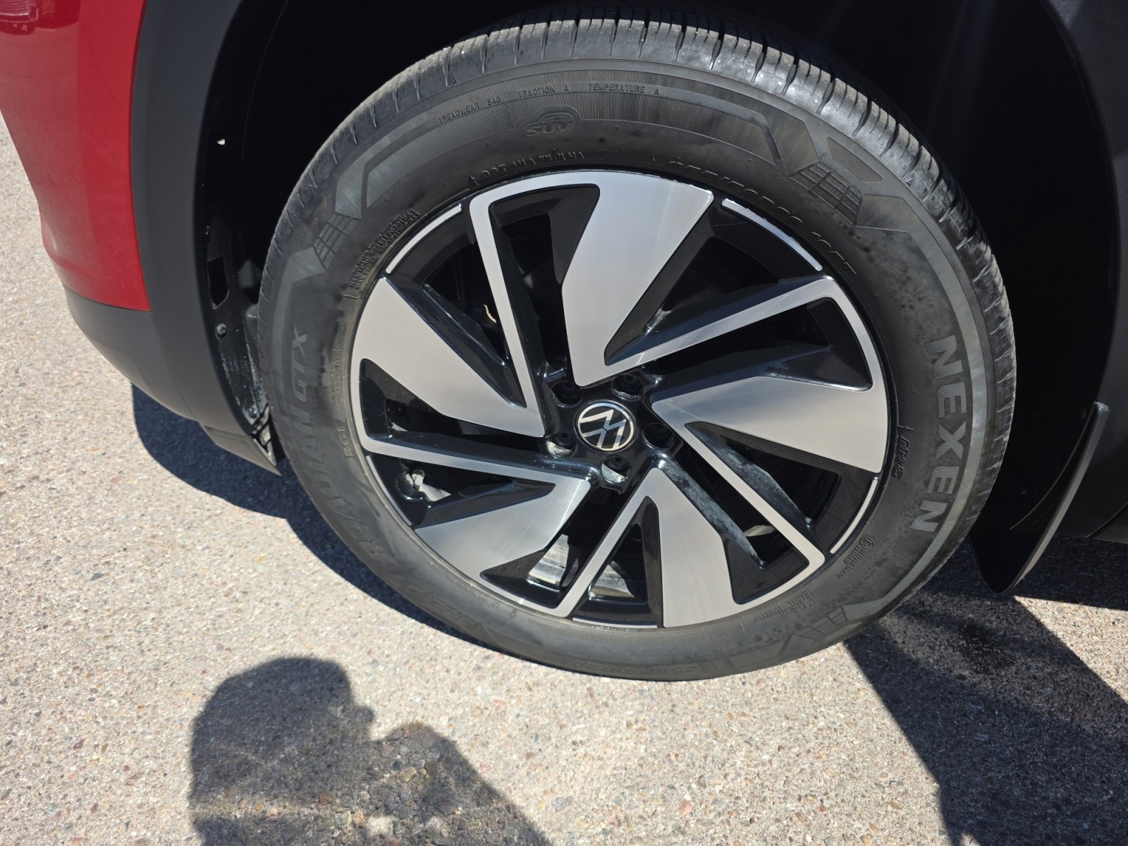 Used 2024 Volkswagen Atlas SE image 26