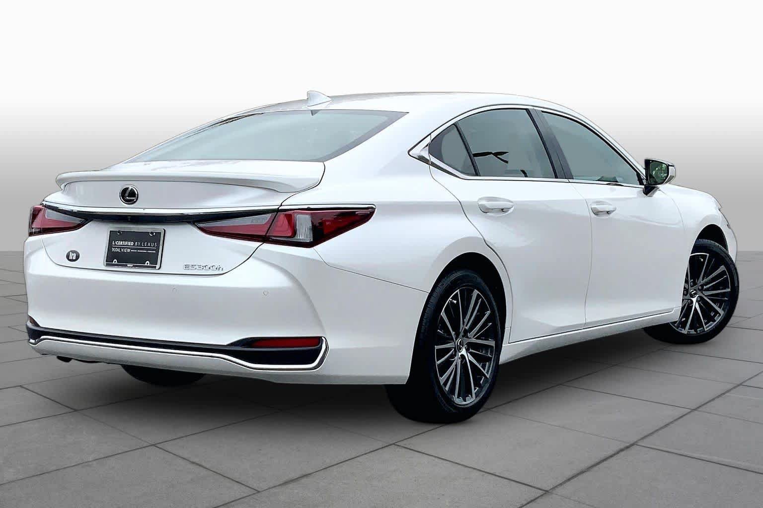 Used 2023 Lexus ES 300h w/ Premium Package FWD image 13