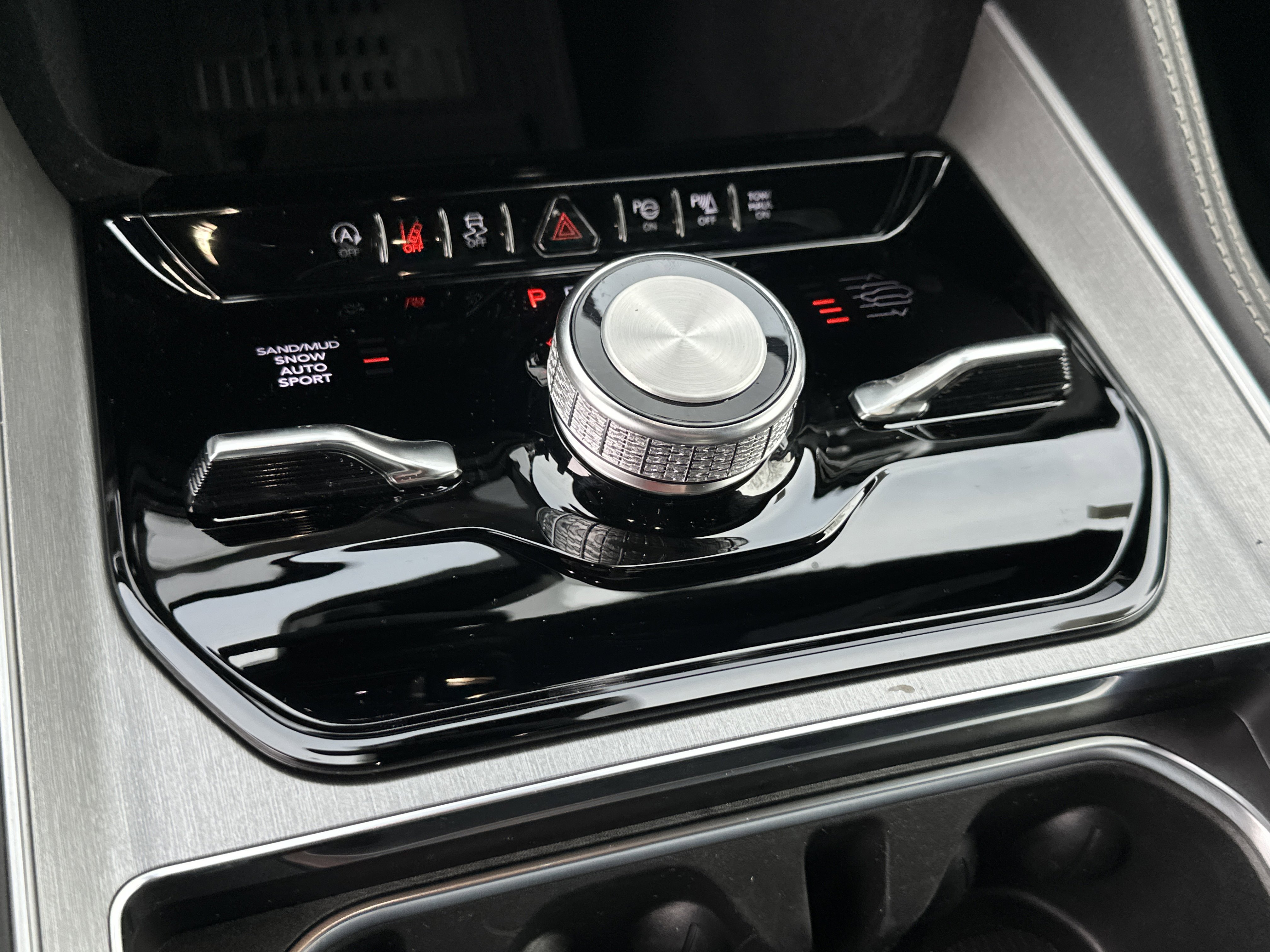 New 2026 Jeep Grand Wagoneer L Limited image 4